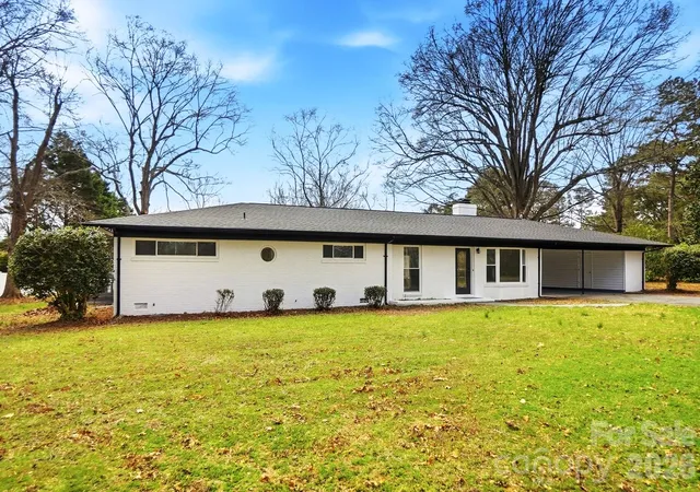 Photo 3 of Single family home for sale at 125a Forest Hills Dr, Monroe, NC 28112 | MLS# 4334050 | Listing updated on 2026-09-17