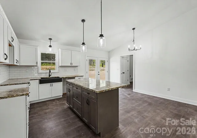 Photo 3 of Single family home for sale at 3620 Arrowhead Rd, Shelby, NC 28150 | MLS# 4338097 | Listing updated on 2026-09-17