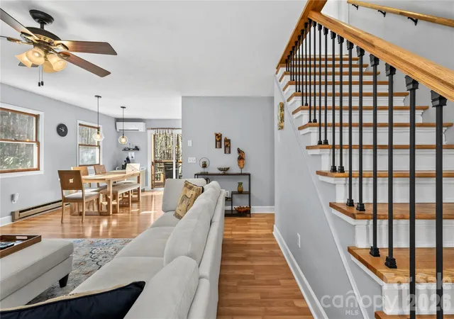 Photo 3 of Single family home for sale at 52 Treanors Pl, Maggie Valley, NC 28751 | MLS# 4340093 | Listing updated on 2026-09-18