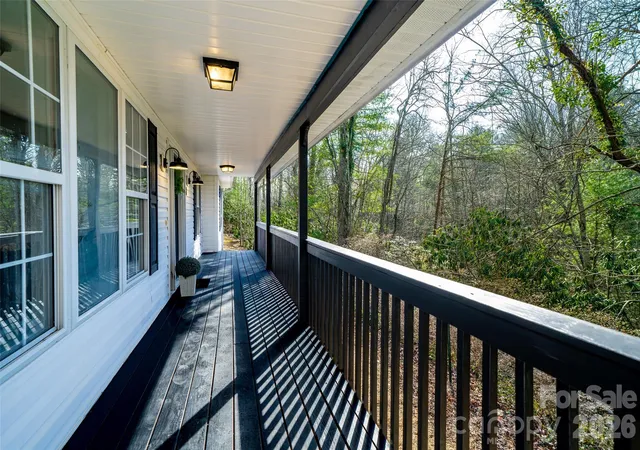 Photo 2 of Single family home for sale at 11 Twin Lakes Dr, Fletcher, NC 28732 | MLS# 4340205 | Listing updated on 2026-09-17