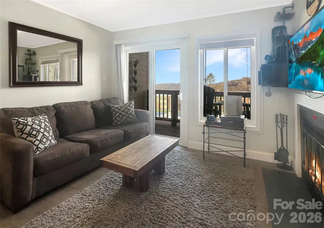 Listing Photo 4 - Condo for sale in building located at 101 Sugar Ski Dr, Banner Elk, NC 28604