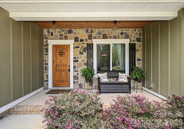 Photo 3 of Single family home for sale at 514 Arcadia Ln, Monroe, NC 28112 | MLS# 4364222 | Listing updated on 2026-09-16