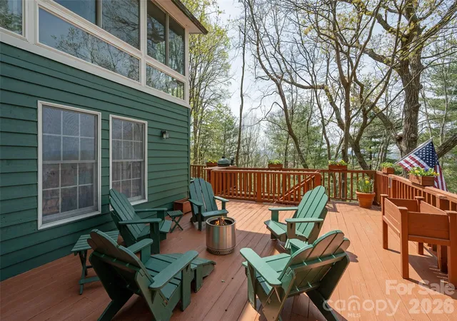 Photo 4 of Single family home for sale at 403 Cherokee Rd, Asheville, NC 28804 | MLS# 4367190 | Listing updated on 2026-10-07