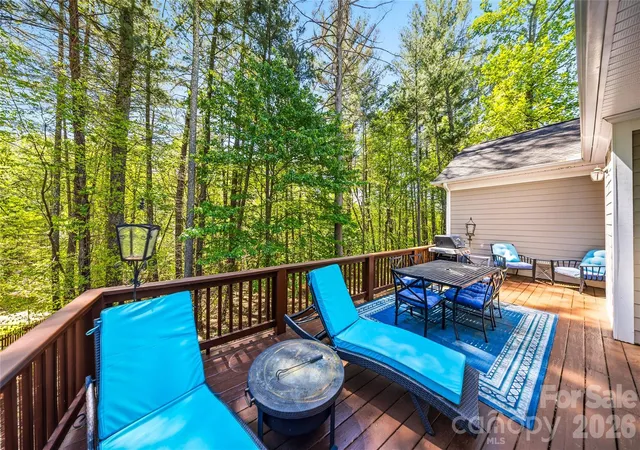 Photo 4 of Single family home for sale at 130 Ginger Quill Cir, Biltmore Lake, NC 28715 | MLS# 4370512 | Listing updated on 2026-09-29