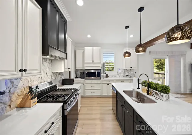 Photo 3 of Single family home for sale at 1129 Stony Point Rd, Kings Mountain, NC 28086 | MLS# 4373551 | Listing updated on 2026-09-17