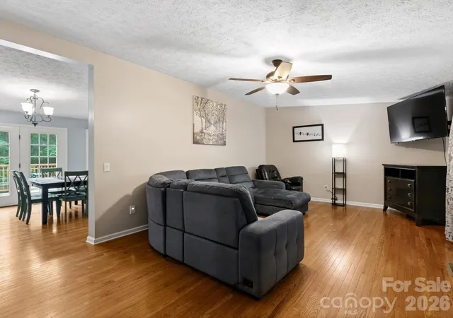Photo 3 of Single family home for sale at 38 Brown Lynch Rd, Candler, NC 28715 | MLS# 4377912 | Listing updated on 2026-10-03