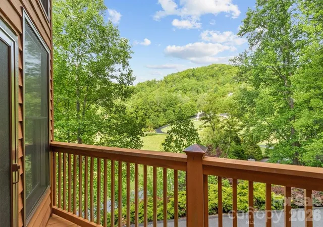 Photo 3 of Single family home for sale at 52 Mountain Park Dr, Mars Hill, NC 28754 | MLS# 4378084 | Listing updated on 2026-09-22