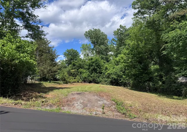 Photo 4 of Land for sale at 442 Lincoln St, Belmont, NC 28012 | MLS# 4378480 | Listing updated on 2026-09-17