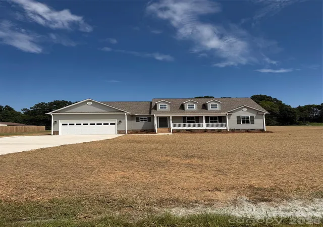 Photo 1 of Single family home for sale at 118 Mason Tanner Ct, Rock Hill, SC 29730 | MLS# 4379272 | Listing updated on 2026-09-28