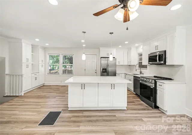 Photo 2 of Single family home for sale at 1410 Burnley Rd, Charlotte, NC 28210 | MLS# 4380063 | Listing updated on 2026-09-18