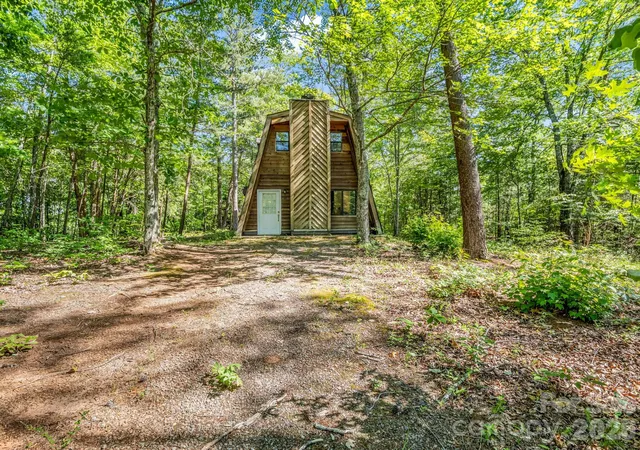 Photo 1 of Single family home for sale at 740 Justice Dr, Lake Lure, NC 28746 | MLS# 4381493 | Listing updated on 2026-10-06