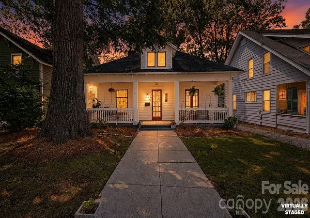 Photo 2 of Single family home for sale at 413 W 5th Avenue, Gastonia, NC 28052 | MLS# 4381956 | Listing updated on 2026-09-18