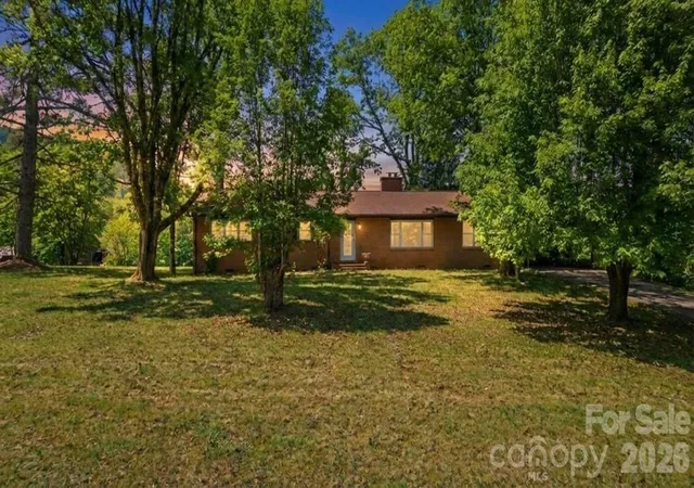 Photo 1 of Single family home for sale at 2977 Highway 64 W, Hayesville, NC 28904 | MLS# 4382674 | Listing updated on 2026-09-09