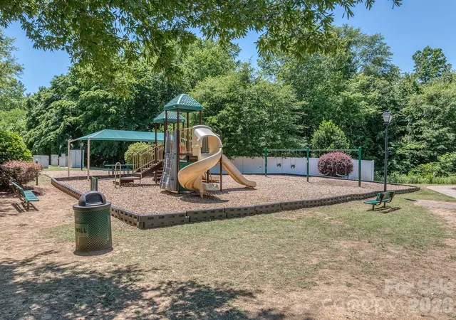 Photo 27 of Sale Pending at 9627 Turning Wheel Dr, Charlotte, NC 28214 | MLS# 4384303 | Listing updated on 2026-09-08