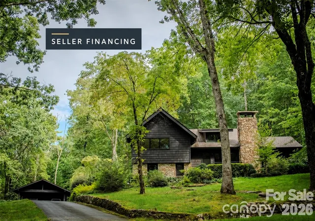 Photo 1 of Single family home for sale at 212 Se Shore Dr, Lake Toxaway, NC 28747 | MLS# 4384541 | Listing updated on 2026-09-17