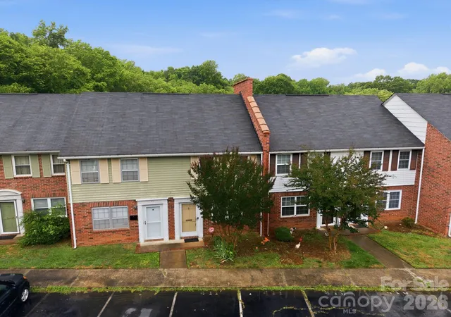 Photo 4 of Condo for sale at 1300 Larchmont Pl #411, Salisbury, NC 28144 | MLS# 4386541 | Listing updated on 2026-09-16