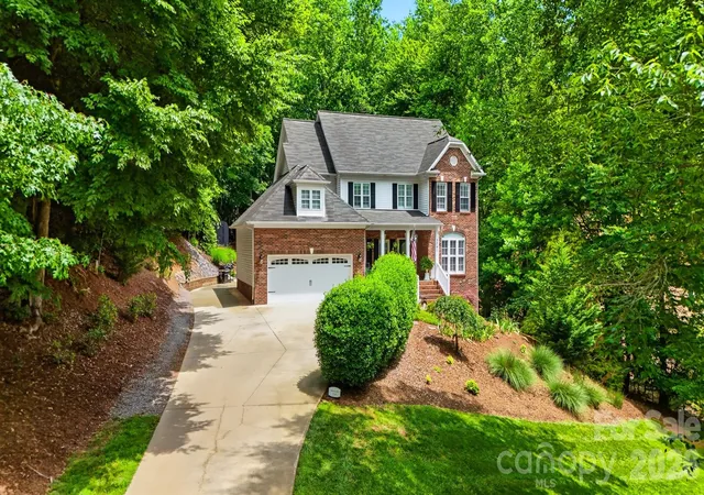 Photo 1 of Single family home for sale at 5780 Crown Ter, Hickory, NC 28601 | MLS# 4389606 | Listing updated on 2026-09-17