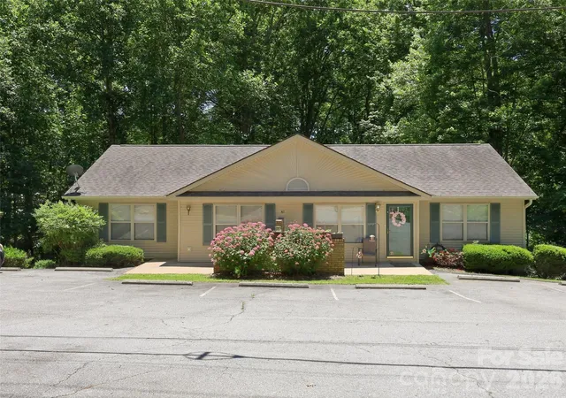 Photo 1 of Condo for sale at 42 Queen Rd #D, Candler, NC 28715 | MLS# 4389737 | Listing updated on 2026-09-27