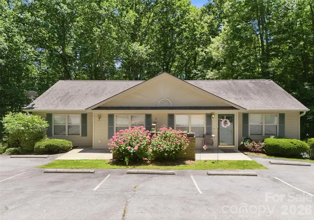 Photo 2 of Condo for sale at 42 Queen Rd #D, Candler, NC 28715 | MLS# 4389737 | Listing updated on 2026-09-27