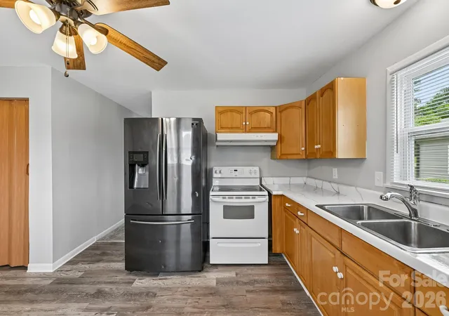 Photo 4 of Single family home for sale at 4309 Grier St, Gastonia, NC 28056 | MLS# 4390388 | Listing updated on 2026-10-03