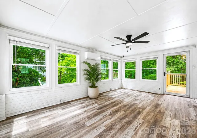 Photo 3 of Single family home for sale at 716 Grandview Dr NE, Concord, NC 28025 | MLS# 4390643 | Listing updated on 2026-09-18