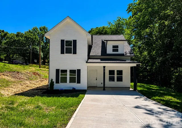 Single family home for sale at 814 E Main St, Shelby, NC 28150 | MLS# 4391264