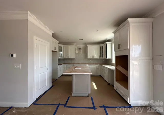Photo 3 of Single family home for sale at 15210 1st Broad Rd, Huntersville, NC 28078 | MLS# 4392490 | Listing updated on 2026-10-04