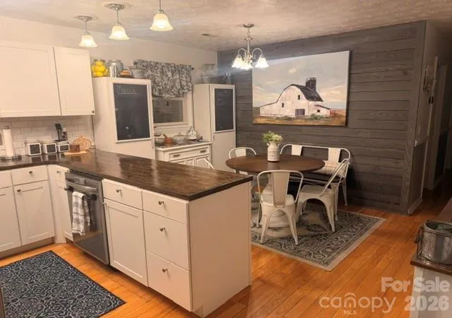 Photo 4 of Single family home for sale at 1702 Cajah Mountain Rd, Hudson, NC 28638 | MLS# 4392643 | Listing updated on 2026-09-17