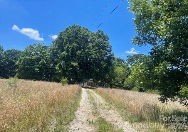 Photo 3 of Single family home for sale at 1143 Tyre Dr, Salisbury, NC 28146 | MLS# 4394580 | Listing updated on 2026-09-16
