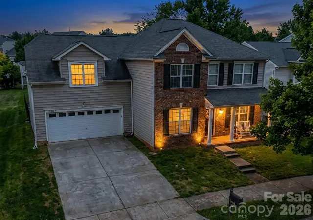 Photo 3 of Single family home for sale at 14308 Lyon Hl Ln, Huntersville, NC 28078 | MLS# 4394647 | Listing updated on 2026-09-08
