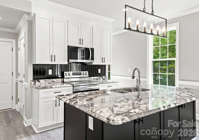 Photo 3 of Single family home for sale at 337 Petree Rd, Winston Salem, NC 27106 | MLS# 4394954 | Listing updated on 2026-09-17