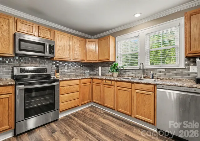 Photo 1 of Single family home for sale at 110 Drakeford Rd, Rock Hill, SC 29730 | MLS# 4396275 | Listing updated on 2026-09-17