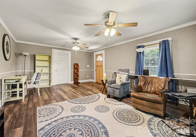 Photo 3 of Single family home for sale at 110 Drakeford Rd, Rock Hill, SC 29730 | MLS# 4396275 | Listing updated on 2026-09-17