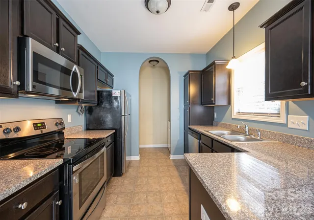 Photo 3 of Single family home for sale at 440 Danielle Way, Fort Mill, SC 29715 | MLS# 4396403 | Listing updated on 2026-09-24