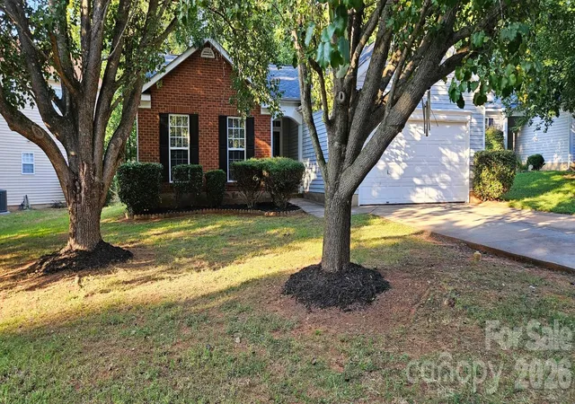 Photo 1 of Single family home for sale at 7216 Preakness Stakes Ln, Charlotte, NC 28215 | MLS# 4398918 | Listing updated on 2026-10-05