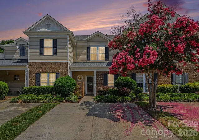 Photo 2 of Townhouse for sale at 5338 Silabert Ave, Charlotte, NC 28205 | MLS# 4399038 | Listing updated on 2026-10-03