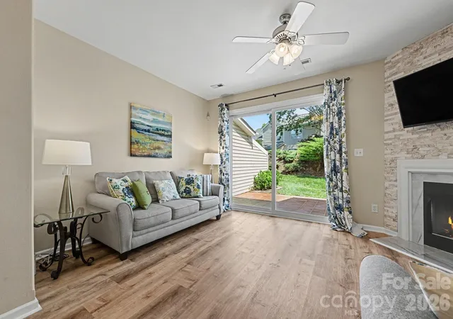 Photo 4 of Townhouse for sale at 5338 Silabert Ave, Charlotte, NC 28205 | MLS# 4399038 | Listing updated on 2026-10-03