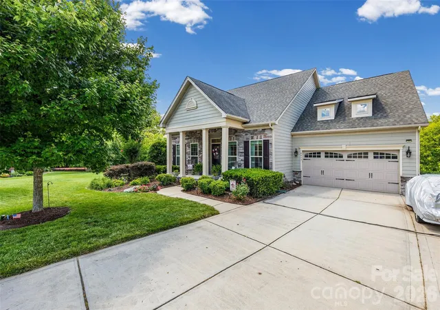 Photo 1 of Single family home for sale at 8477 Whitworth Ave, Harrisburg, NC 28075 | MLS# 4399268 | Listing updated on 2026-09-17