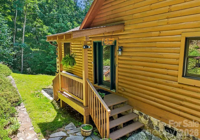 Photo 3 of Sale Pending at 469 Tearshirt Ln, Mars Hill, NC 28754 | MLS# 4399625 | Listing updated on 2026-09-08