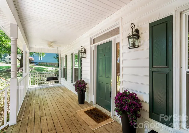 Photo 2 of Single family home for sale at 2059 Malvern Rd, Rock Hill, SC 29732 | MLS# 4400386 | Listing updated on 2026-09-23