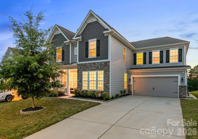 Photo 1 of Single family home for sale at 645 Belle Grv Dr, Clover, SC 29710 | MLS# 4400524 | Listing updated on 2026-10-18