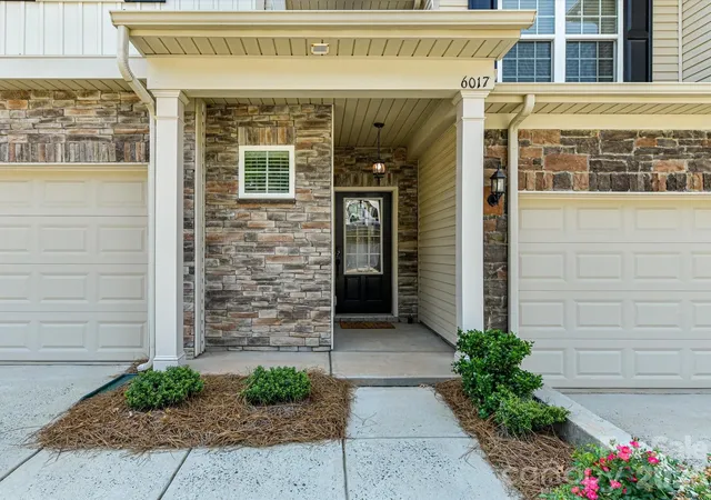 Photo 3 of Townhouse for sale at 6017 Carrollton Ln, Charlotte, NC 28210 | MLS# 4400871 | Listing updated on 2026-09-26