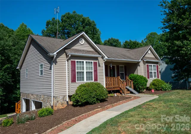 Photo 3 of Single family home for sale at 3611 Judea Dr, Lenoir, NC 28645 | MLS# 4400934 | Listing updated on 2026-09-17