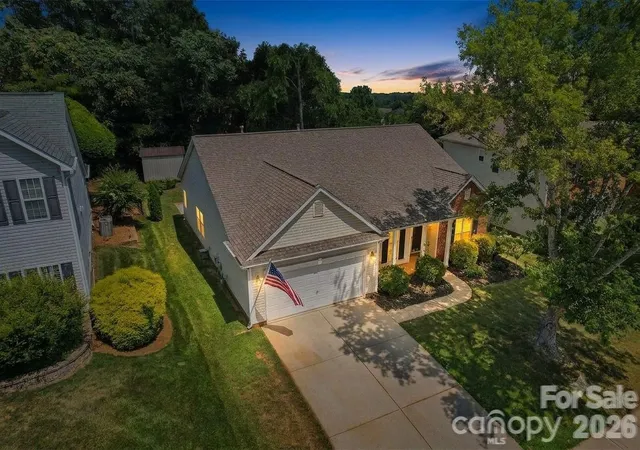 Photo 3 of Single family home for sale at 10906 Chamberlain Hall Ct, Charlotte, NC 28277 | MLS# 4402127 | Listing updated on 2026-09-17