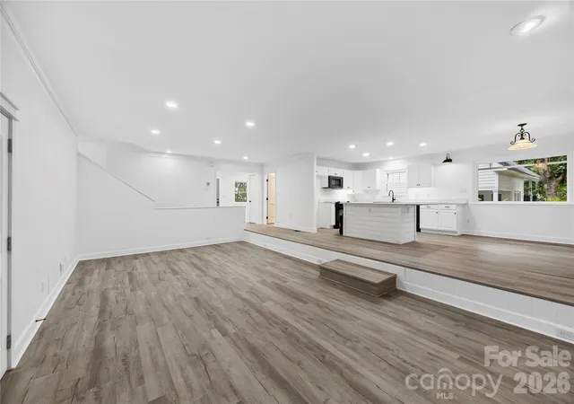 Photo 3 of Single family home for sale at 2087 Marquesas Ave, Fort Mill, SC 29708 | MLS# 4403387 | Listing updated on 2026-09-29