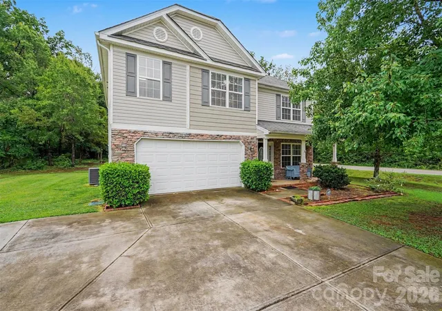 Photo 1 of Single family home for sale at 2700 Loxdale Farms Dr, Monroe, NC 28110 | MLS# 4405430 | Listing updated on 2026-09-17