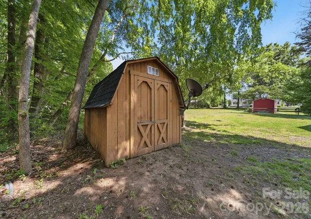 Photo 4 of Single family home for sale at 617 Autumn Dr, Harrisburg, NC 28075 | MLS# 4405503 | Listing updated on 2026-09-28