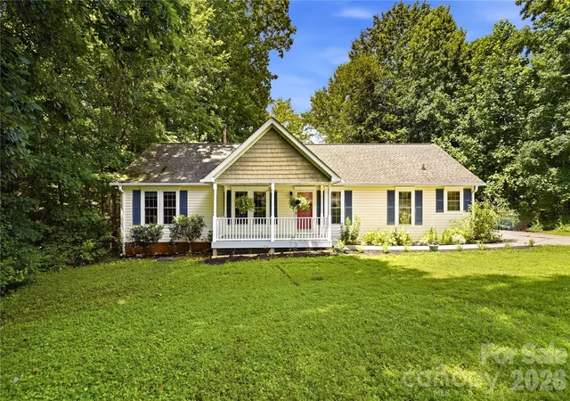 Single family home for sale at 3555 Lake Blf Dr, Sherrills Ford, NC 28673 | MLS# 4405905
