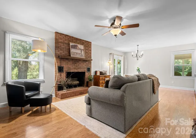 Photo 3 of Single family home for sale at 2729 Sandy Frd Rd, Newton, NC 28658 | MLS# 4406143 | Listing updated on 2026-09-22