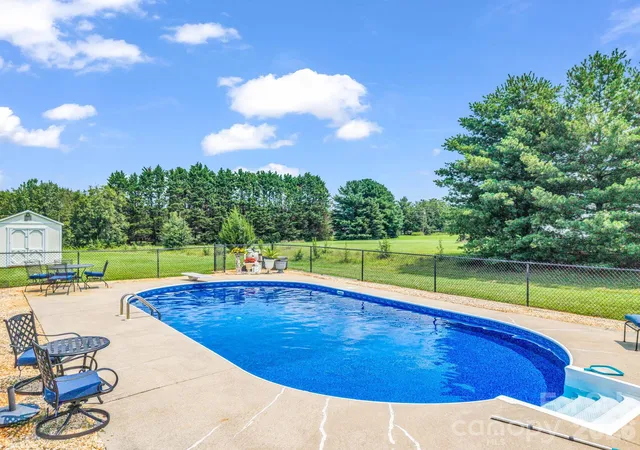 Photo 3 of Single family home for sale at 2778 Moose Gantt Trl, Crouse, NC 28033 | MLS# 4407300 | Listing updated on 2026-09-23